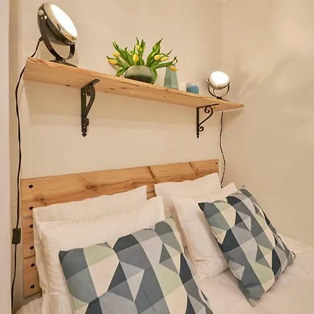 Apartment Elegant Santana Lisbon